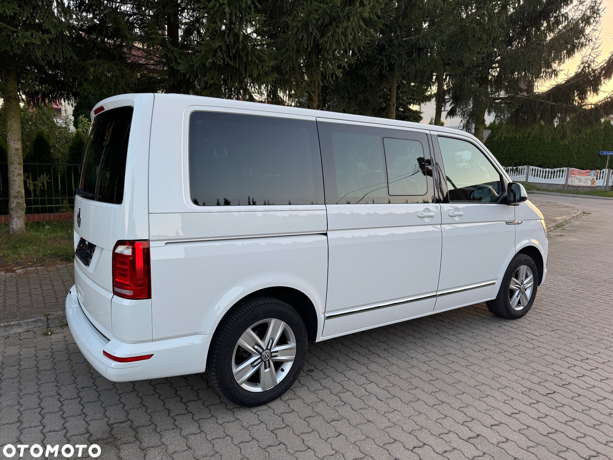 Volkswagen Caravelle 2.0 BiTDI L1 Highline - 8
