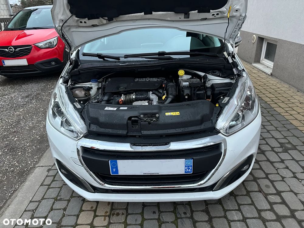 Peugeot 208 Blue-HDi 100 Stop&Start Style - 4