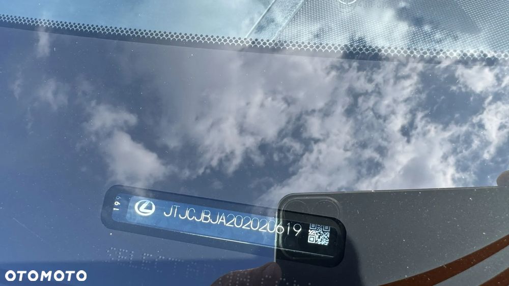 Lexus RX 350h F Sport Design - 20