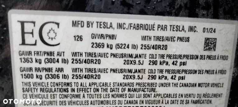 Tesla Y Long Range Dual Motor AWD - 12