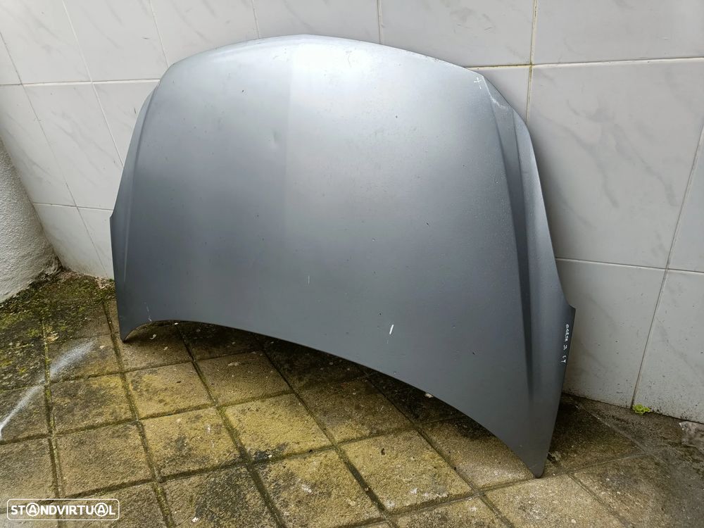 Capot Opel corsa D 2009 - 2