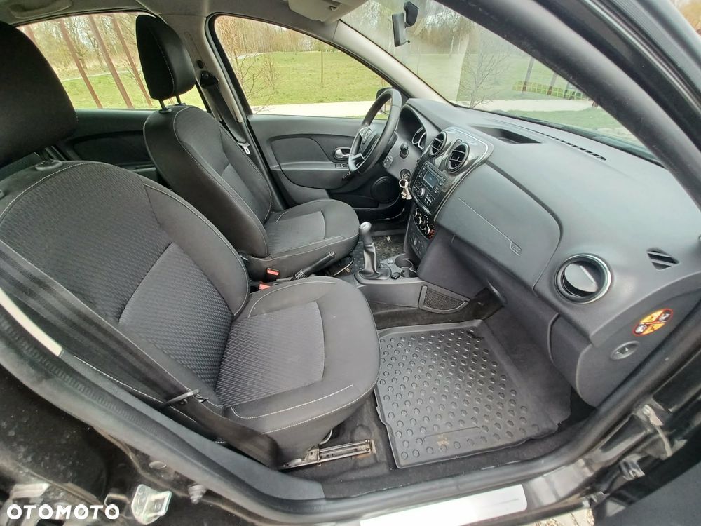 Dacia Logan 0.9 TCe Laureate S&S EU6 - 18