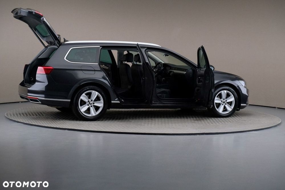 Volkswagen Passat Variant 2.0 TSI Elegance DSG - 6