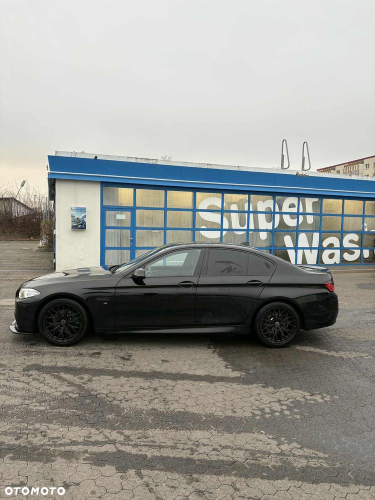 BMW Seria 5 520d xDrive - 3