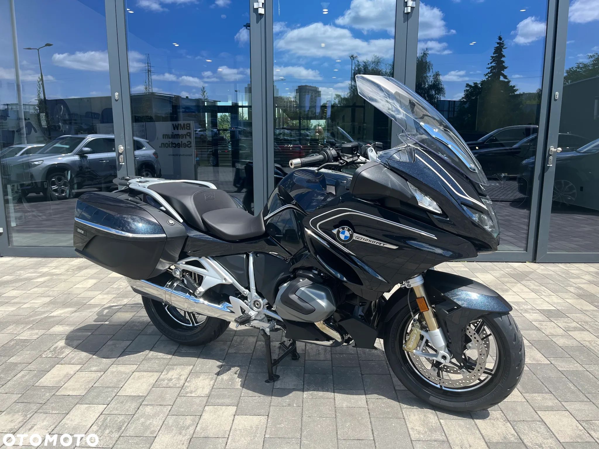 BMW R - 1