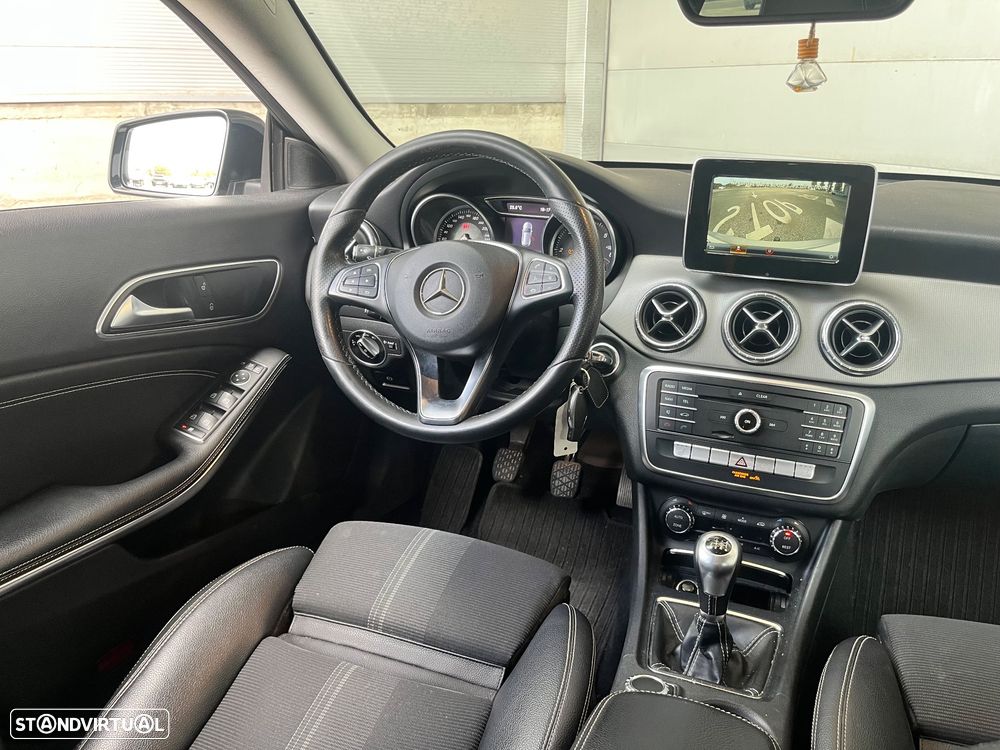 Mercedes-Benz CLA 180 d BlueEFFICIENCY Edition - 6