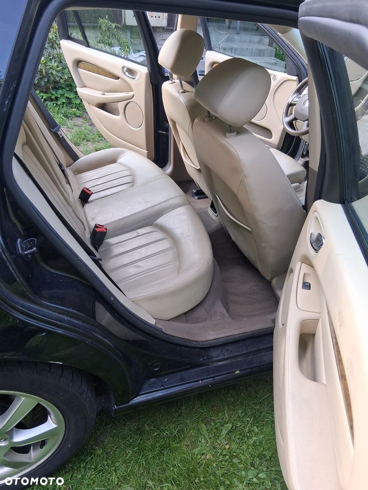 Jaguar X-Type 2.5 V6 4x4 Executive - 9