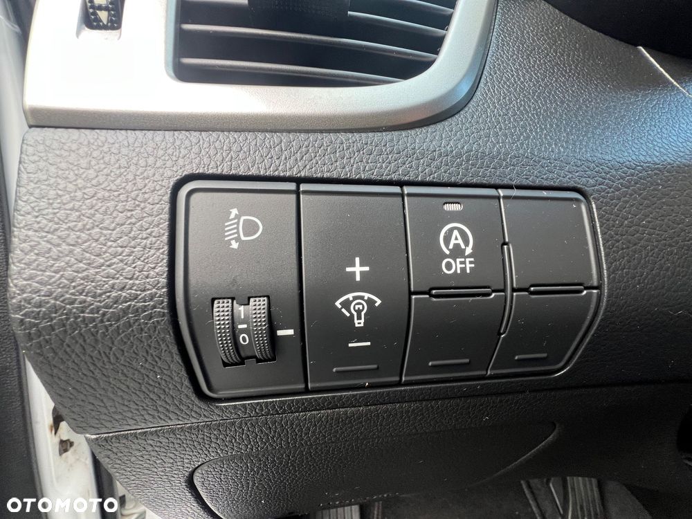 Hyundai i30 1.4 Pure - 10