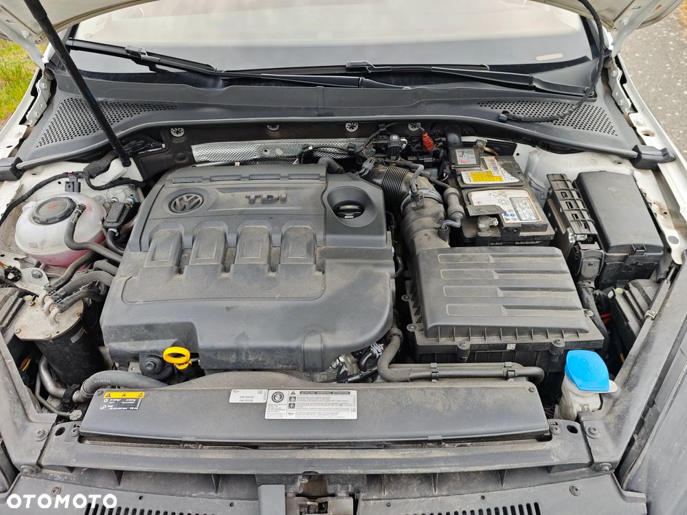 Volkswagen Golf - 19