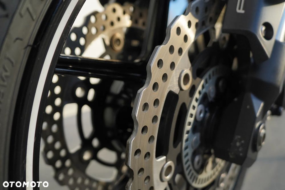 Kawasaki Versys 650 - 17