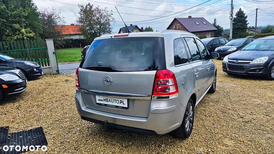 Opel Zafira 1.8 Cosmo EasyTronic EU5 - 17