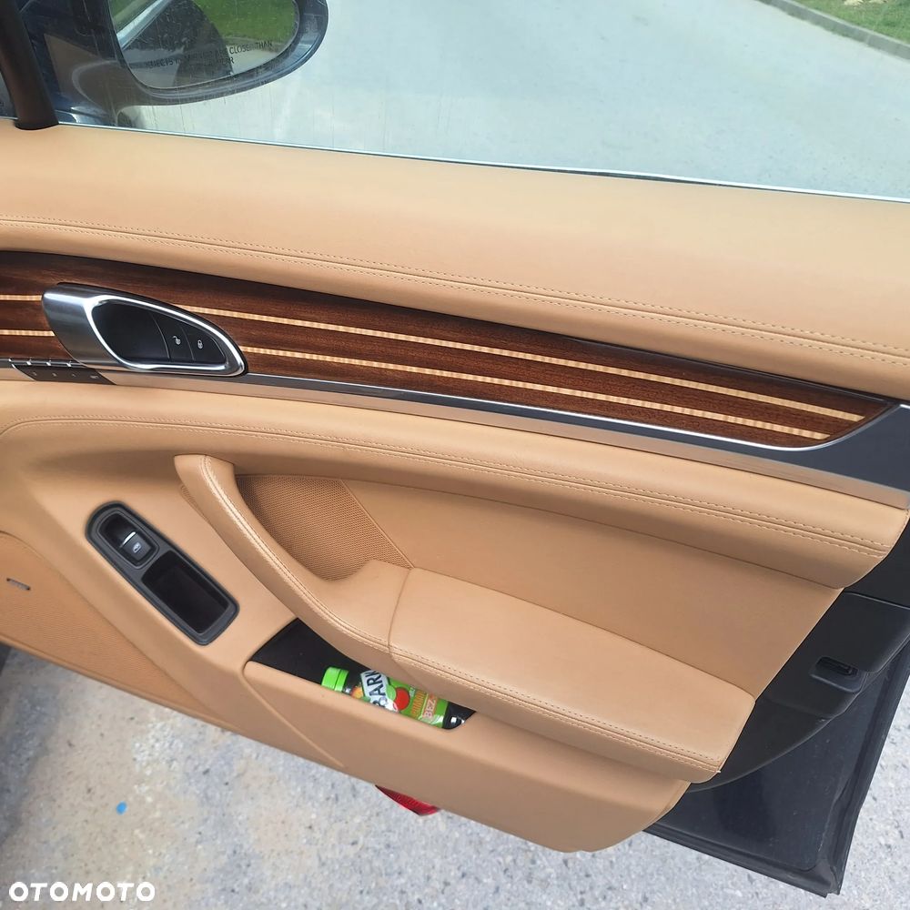 Porsche Panamera S E-Hybrid - 16