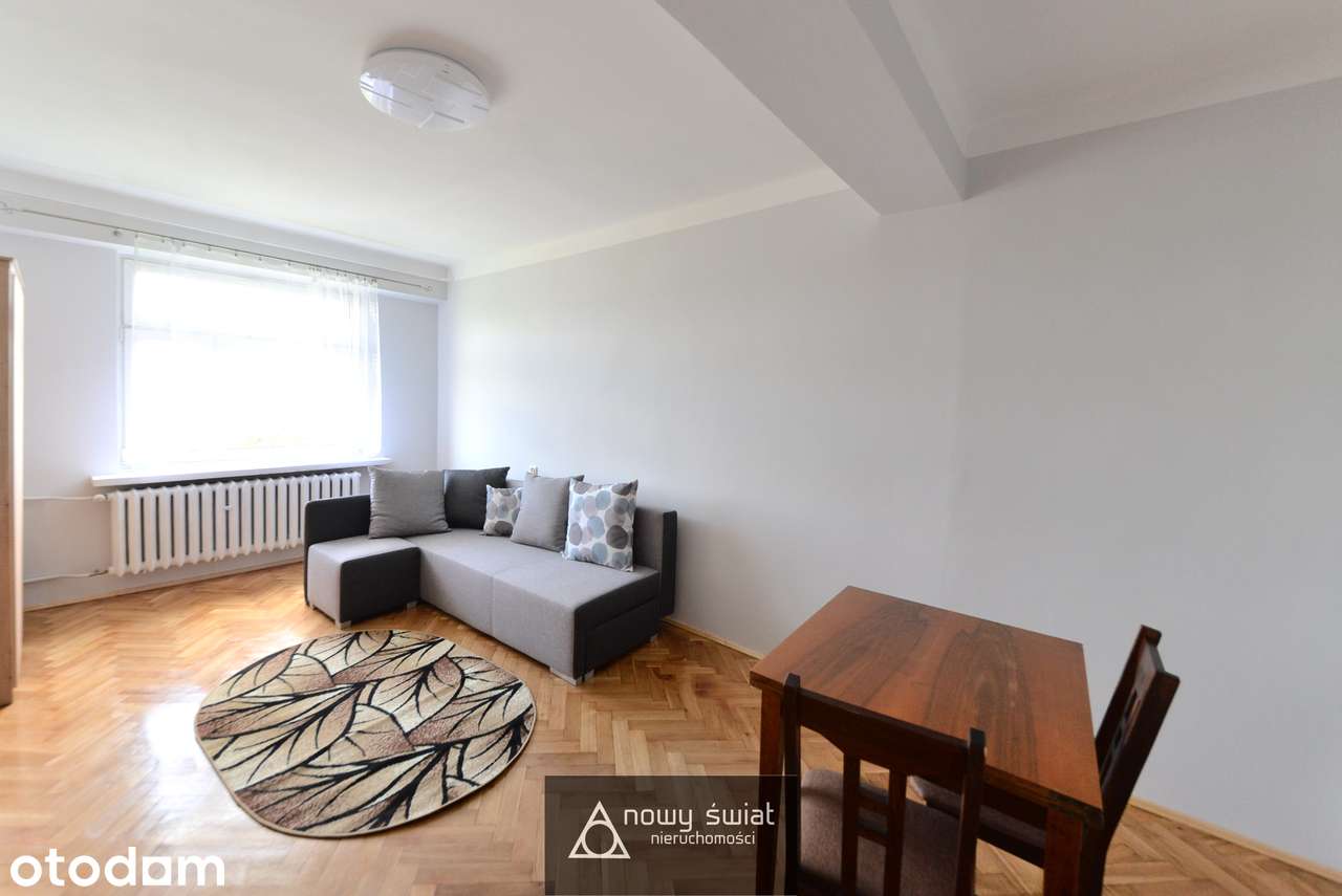 Plac Centralny | 52 m², 2 pokoje, osobna kuchnia, MPEC i morze zieleni