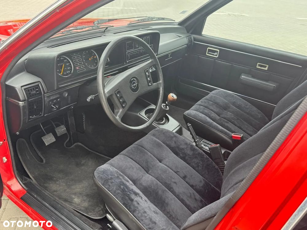 Opel Rekord E 2.0 GL - 17