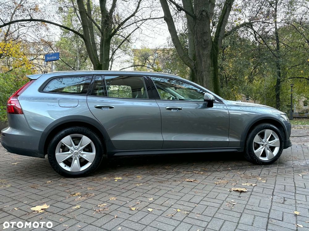 Volvo V60 Cross Country