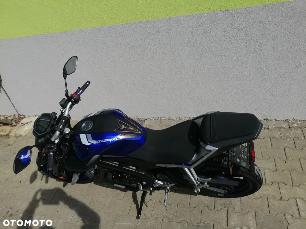 Yamaha MT - 5