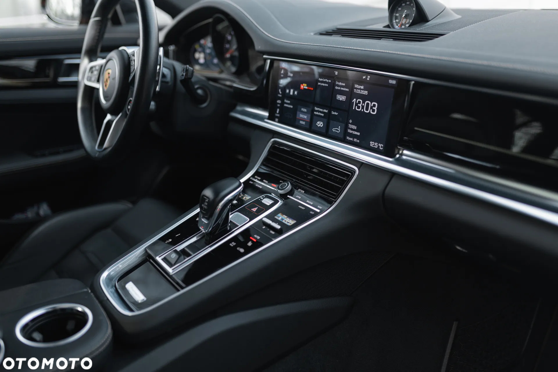 Porsche Panamera 4 - 15