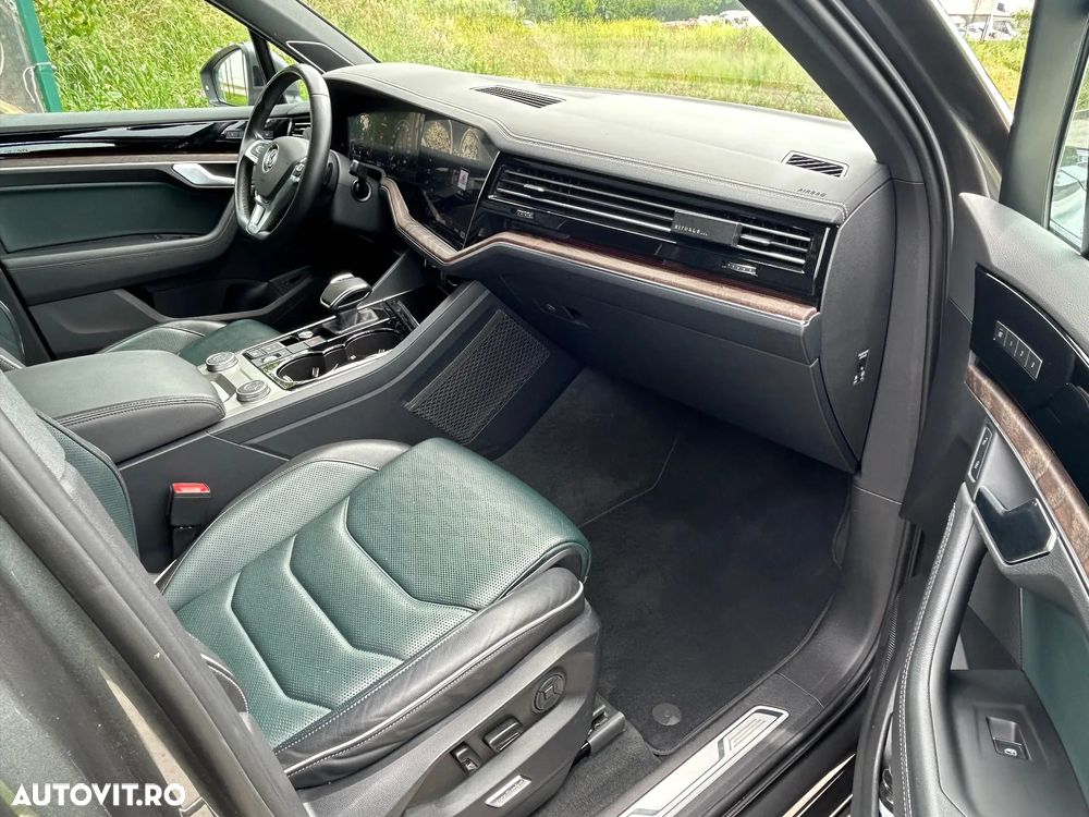 Volkswagen Touareg 3.0 V6 TDI 4Motion DPF Automatik R-Line - 17