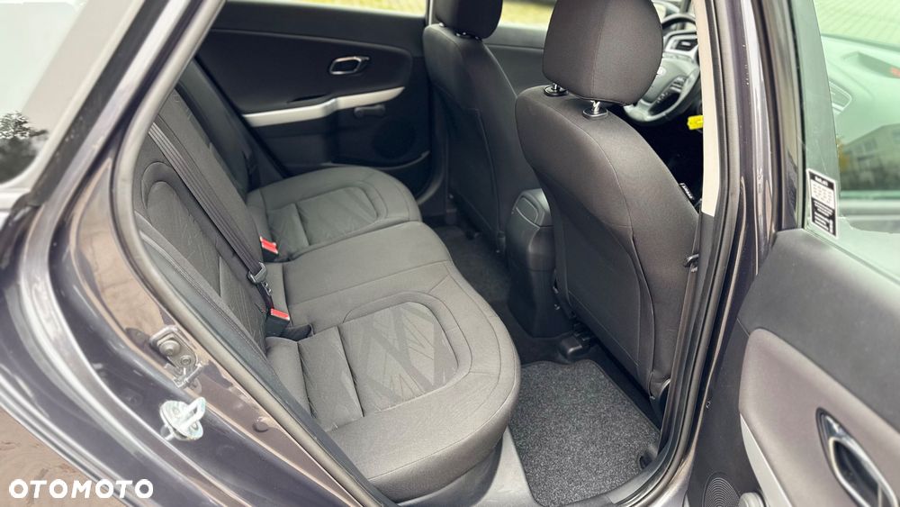 Kia Ceed 1.4 CVVT Spirit - 30
