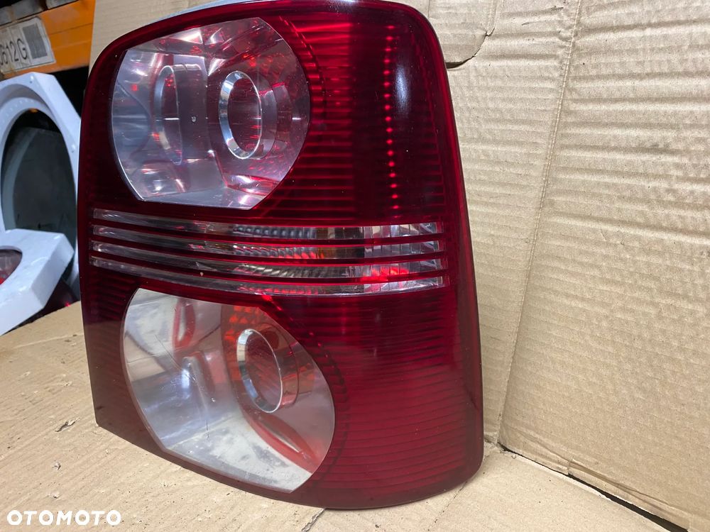 LAMPA TYLNA PRAWA VW TOURAN 1T0945096N 1T0945112K - 2