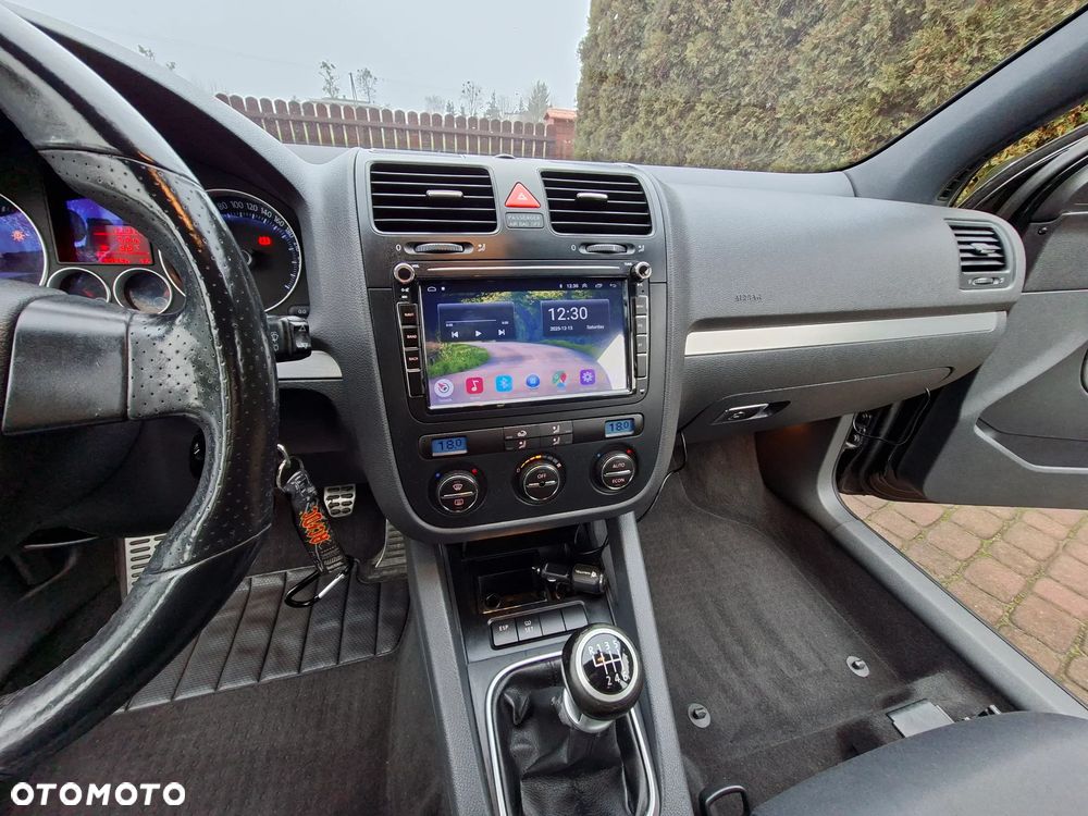 Volkswagen Golf 2.0 GTI - 22