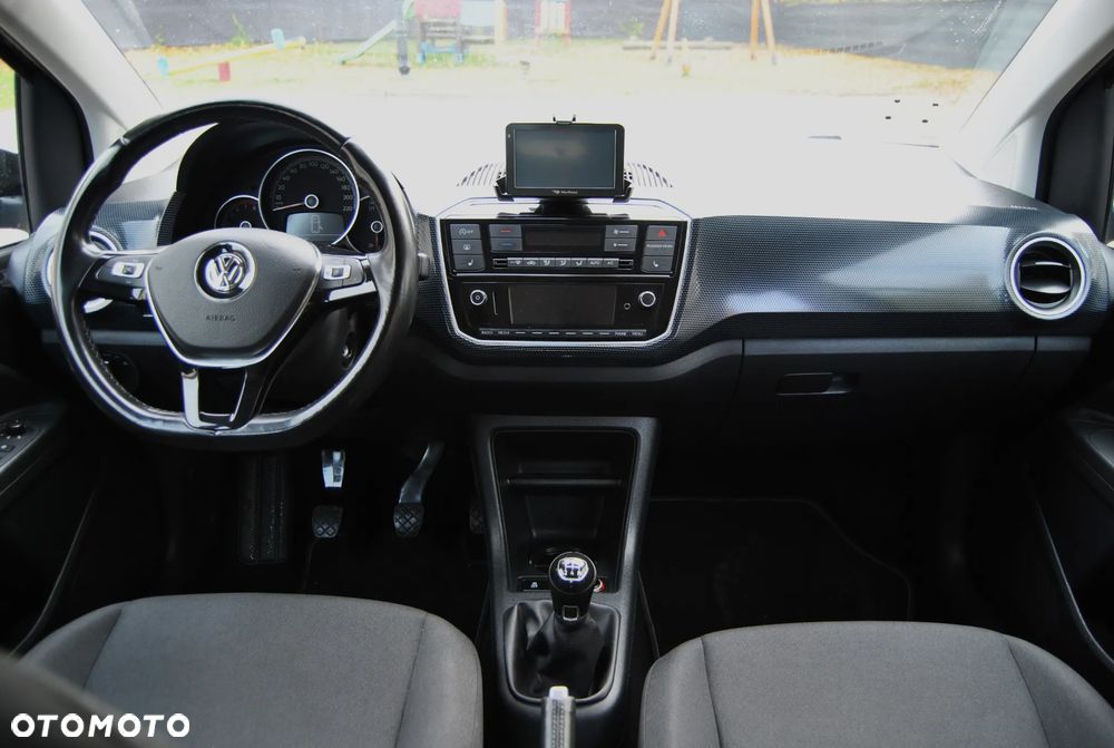 Volkswagen up! - 9