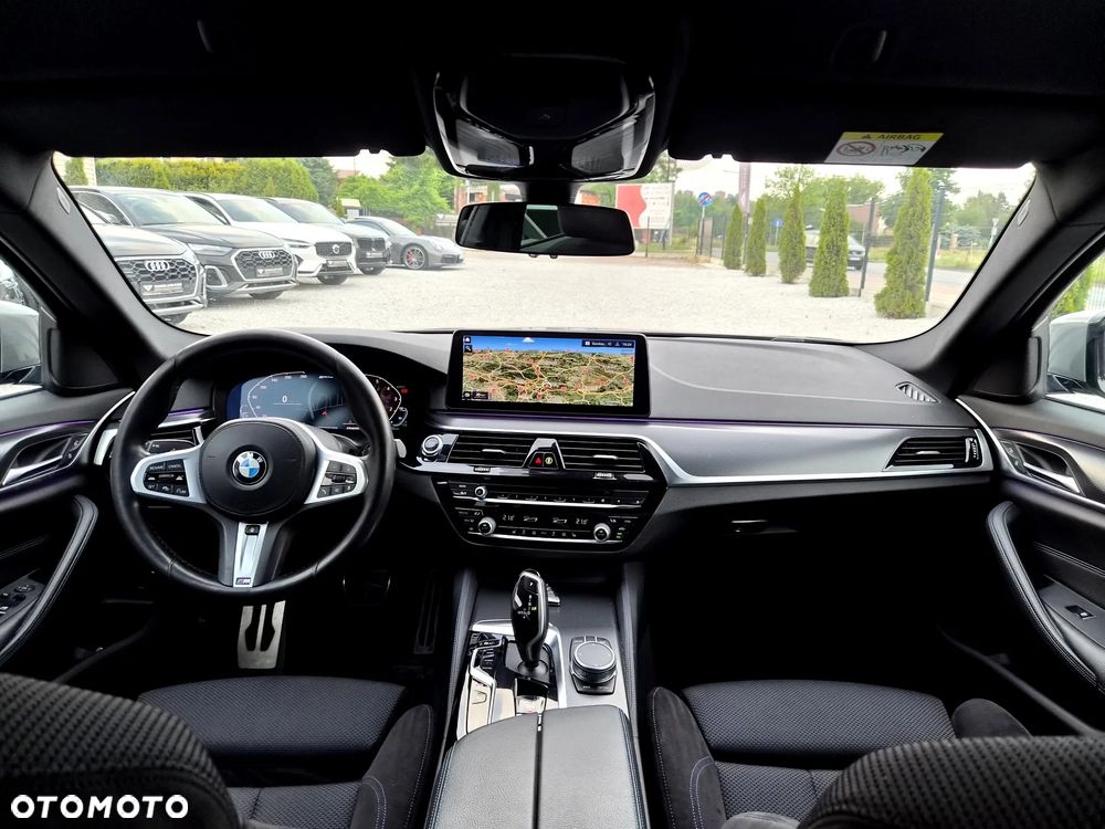 BMW Seria 5 530e M Sport sport - 10