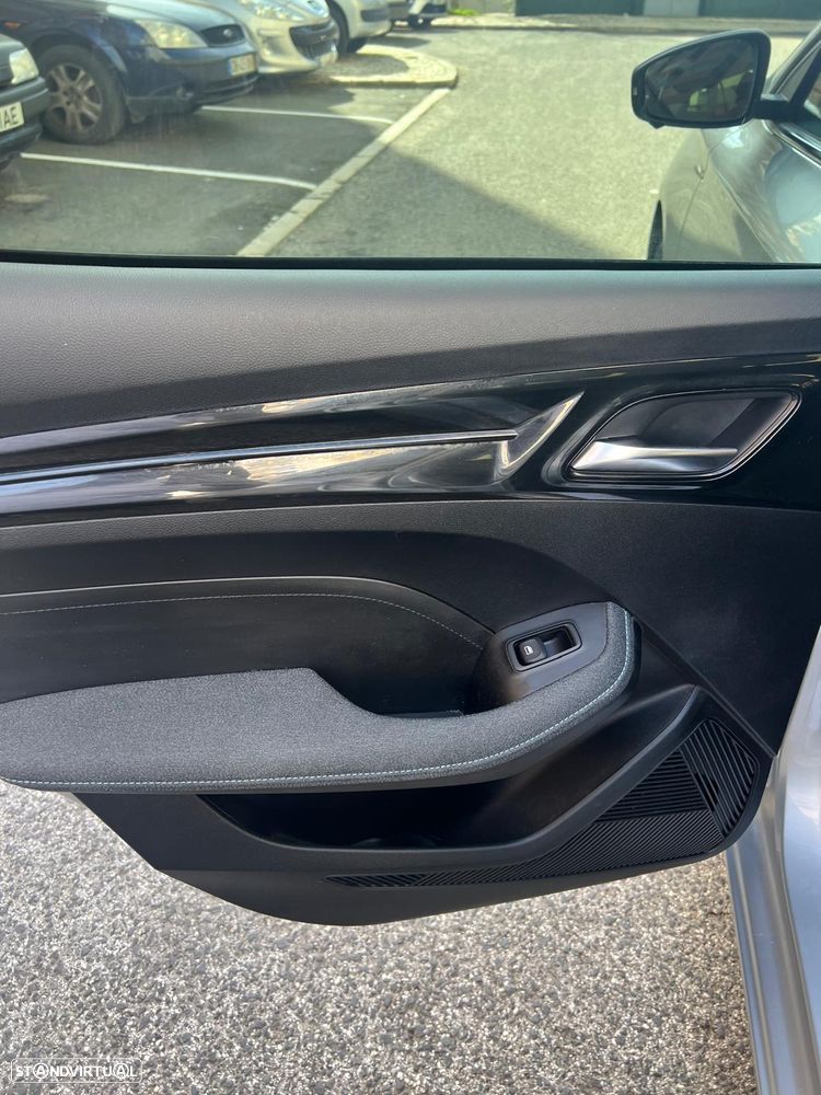 MG MG5 5 Standard Luxury - 12