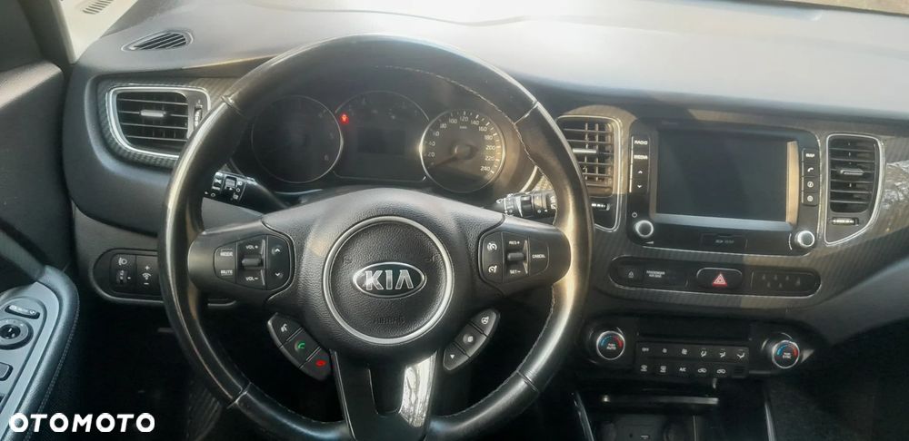 Kia Carens 1.7 CRDi 115 Fifa World Cup Edition - 25