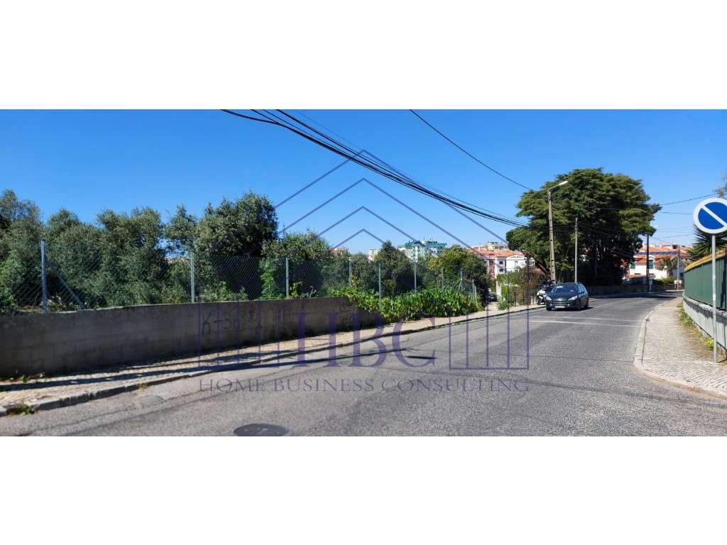 Terreno Urbano em Mem Martins - Grande imagem: 2/2