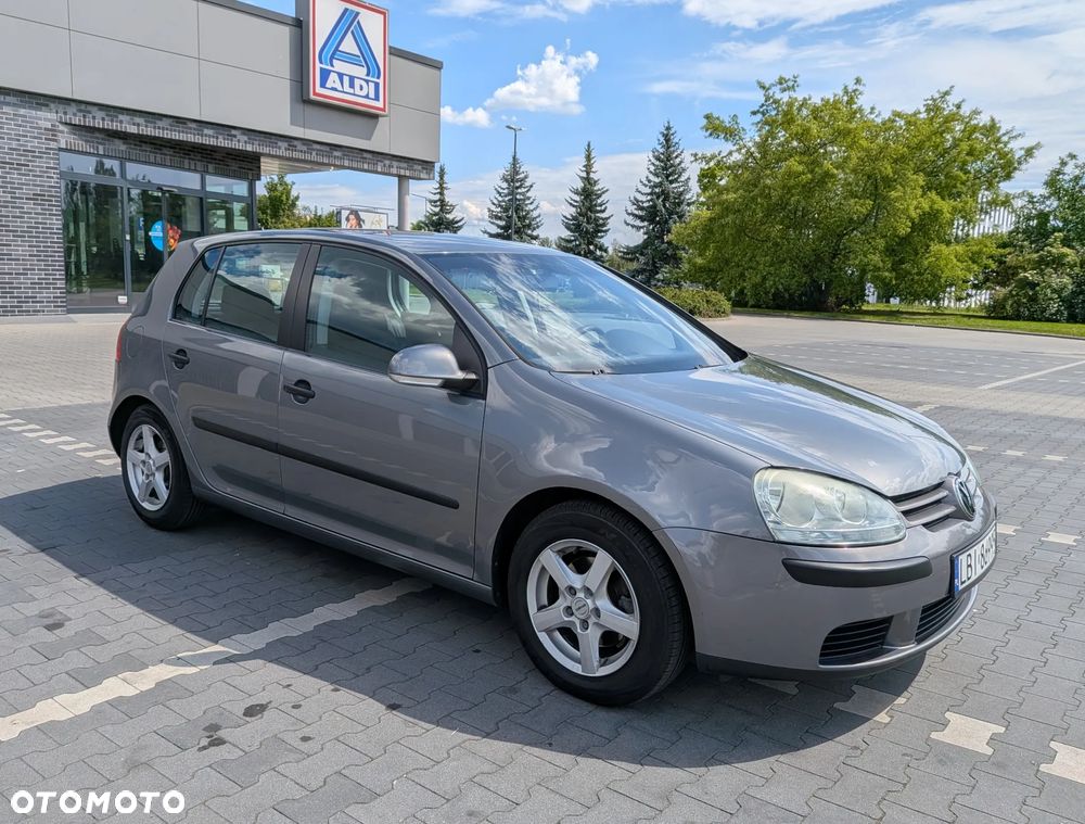 Volkswagen Golf 1.6 Trendline - 9