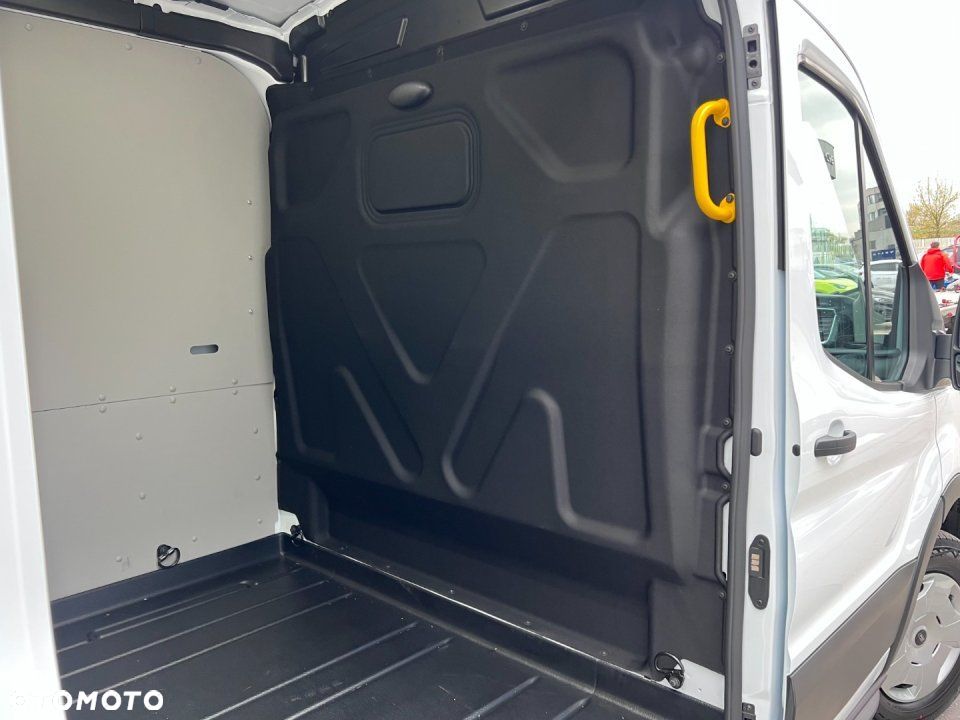 Ford Nowy Transit - 6