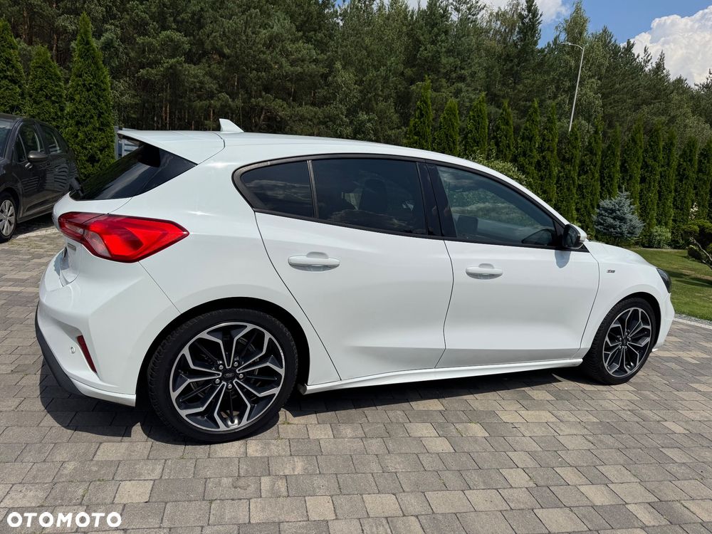 Ford Focus 1.0 EcoBoost Start-Stopp-System ST-LINE DESIGN - 6