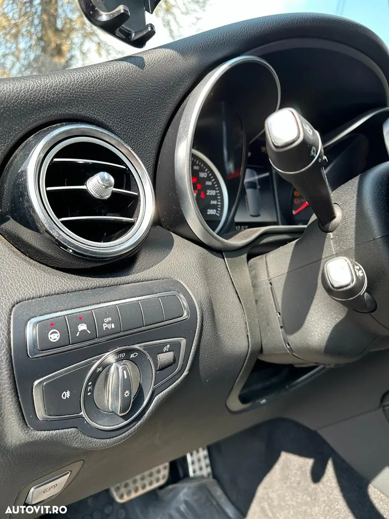 Mercedes-Benz GLC 250 d 4Matic 9G-TRONIC AMG Line - 12