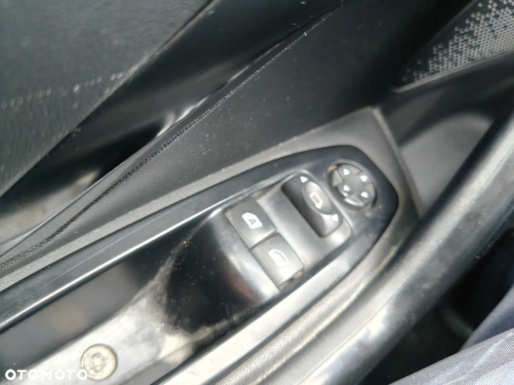 Peugeot 2008 PureTech 100 Active - 20