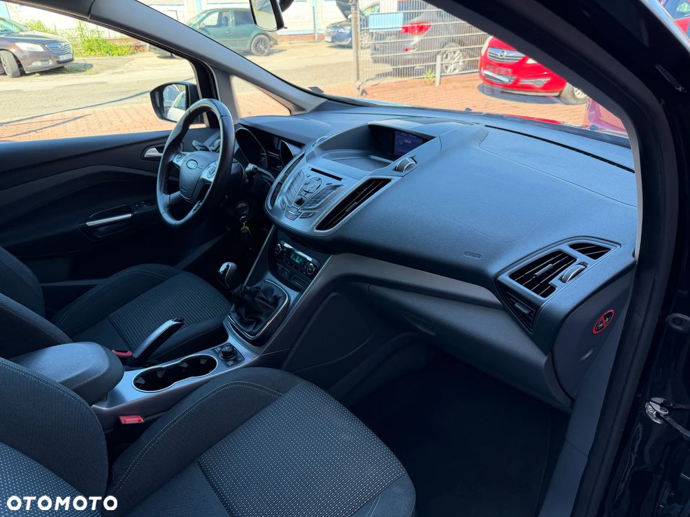 Ford C-MAX 1.6 Ti-VCT Champions Edition - 34