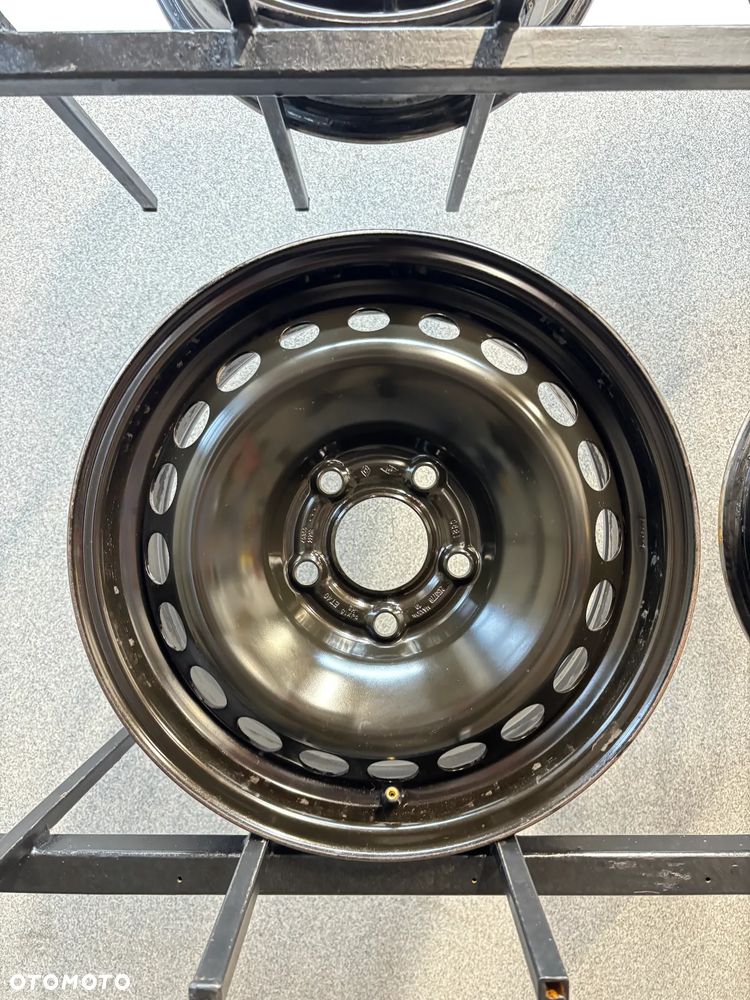 4 Felgi Stal. Renault Zoe 2019r 15", +TPMS, ET 40 - 4