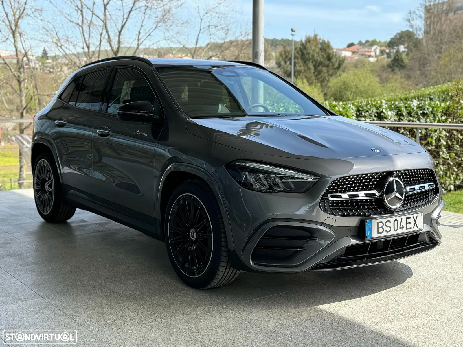 Mercedes-Benz GLA 180 d AMG Line - 4