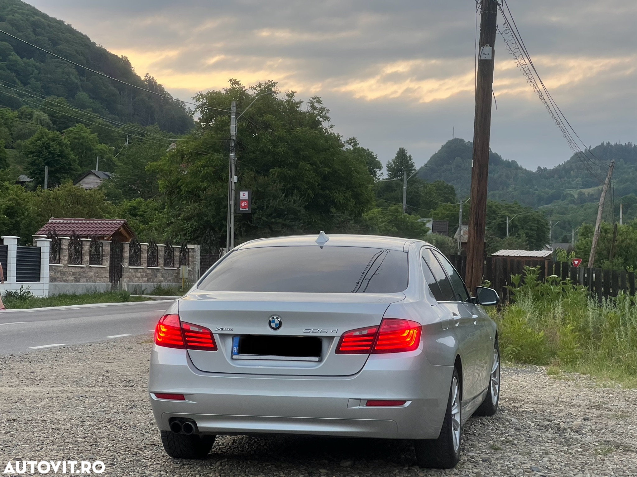 BMW Seria 5 525d xDrive AT - 7
