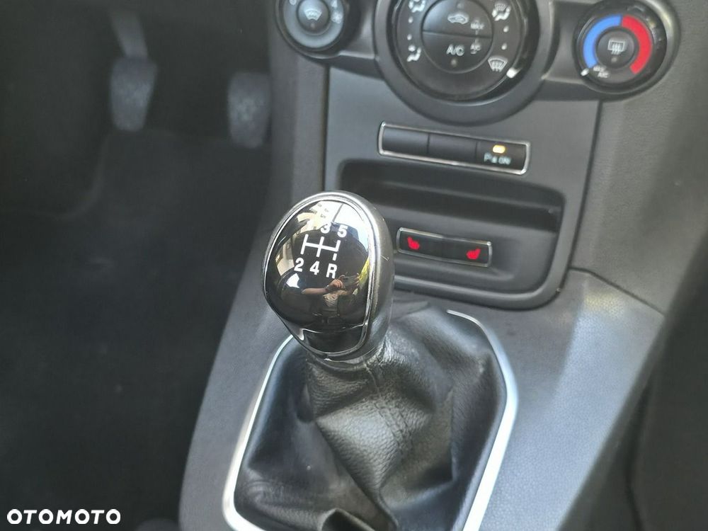 Ford Fiesta - 21