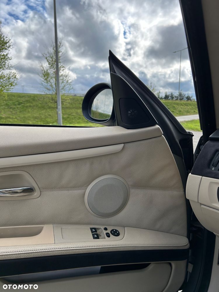 BMW Seria 3 335i - 31