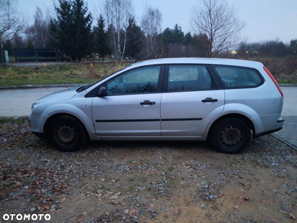Ford Focus 1.6 Ambiente - 7