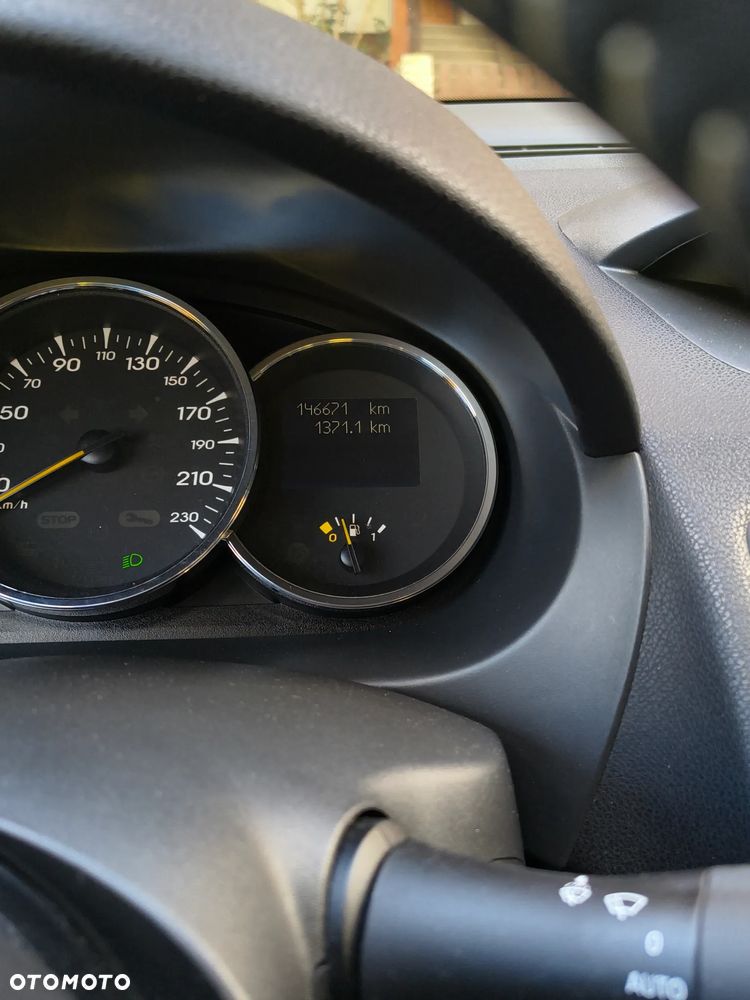 Renault Fluence 1.6 16V Color Edition - 13