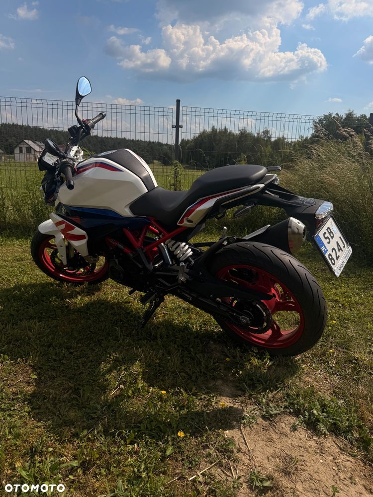 BMW G - 13