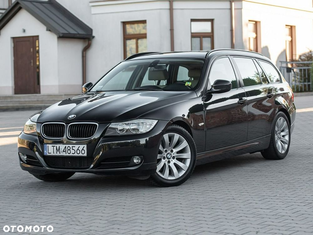 BMW Seria 3 318d Sport Line - 12