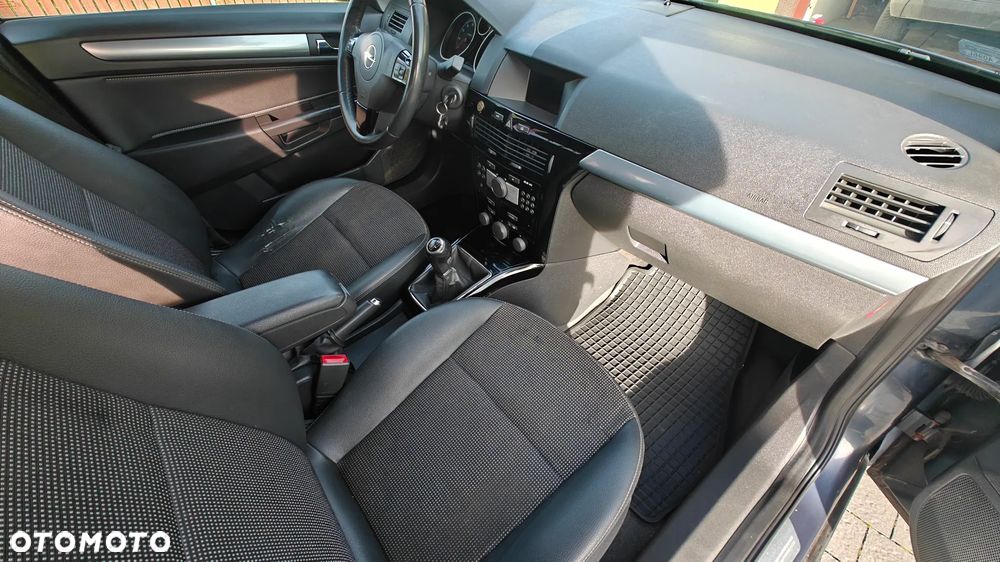Opel Astra 1.6 - 10