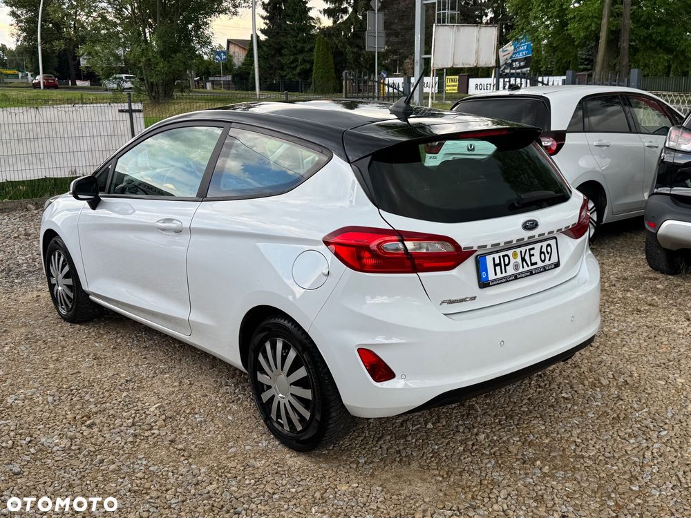Ford Fiesta - 23