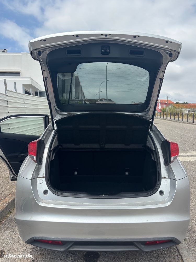 Honda Civic 1.4 i-VTEC Elegance - 6