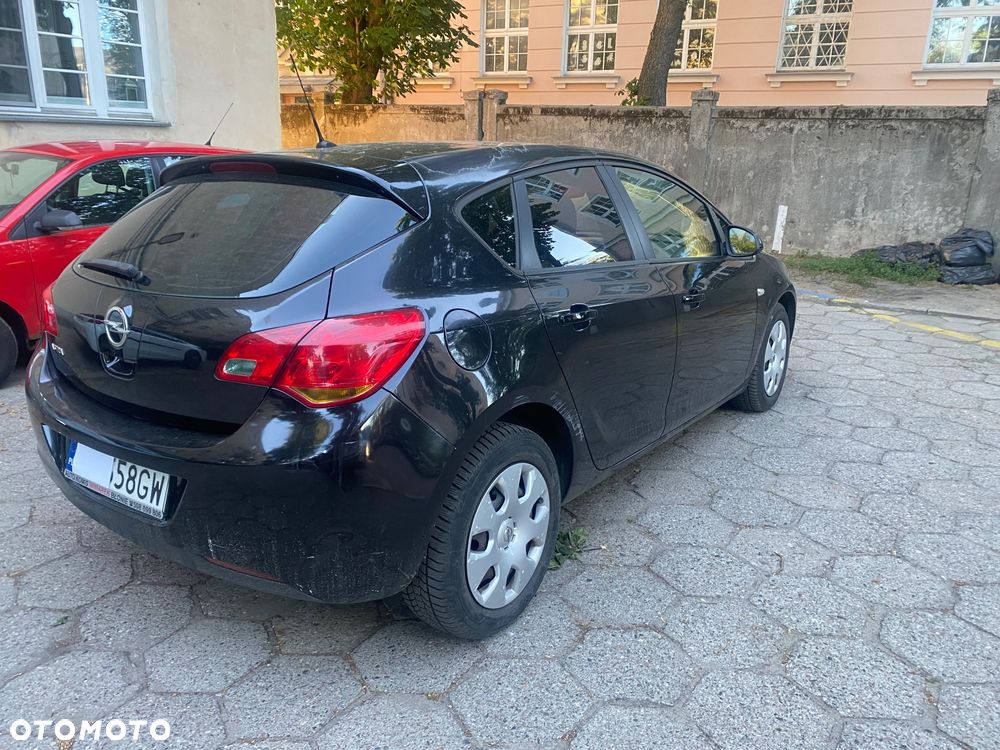 Opel Astra 1.4 Cosmo - 5