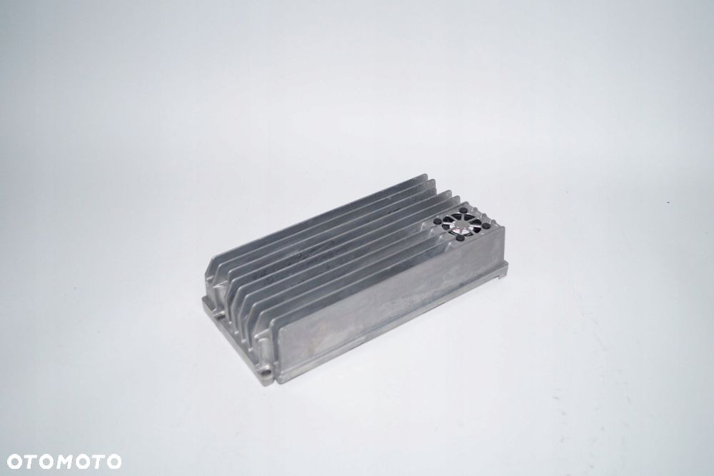 audi q5 8r wzmacniacz bang olufsen 8t0035223an - 5